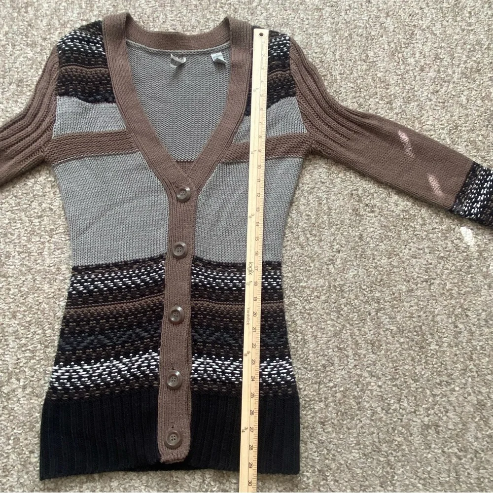 BKE Buckle Womens Medium Cardigan Sweater Brown Beige V Neck Button Front Cozy. - Picture 10 of 11